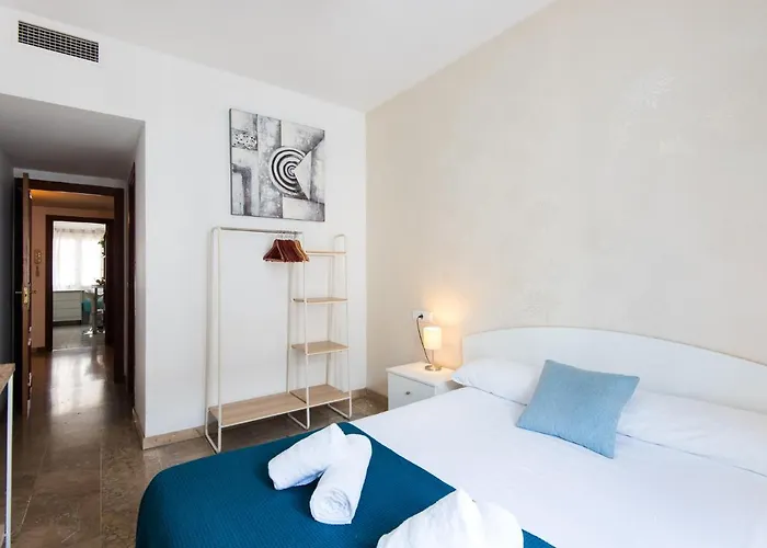 Center Apartment 2Bed 2B Aircon Wif And Parking Free